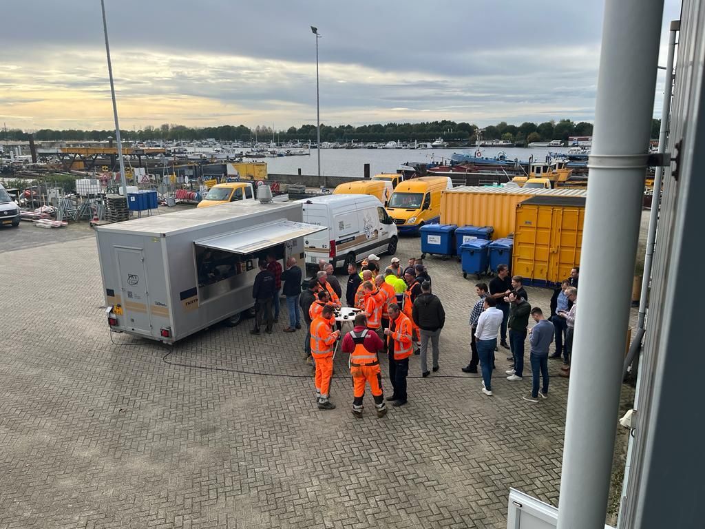 Umbraco.Web.PublishedCache.XmlPublishedCache.PublishedMediaCache+DictionaryPublishedContent?.Name